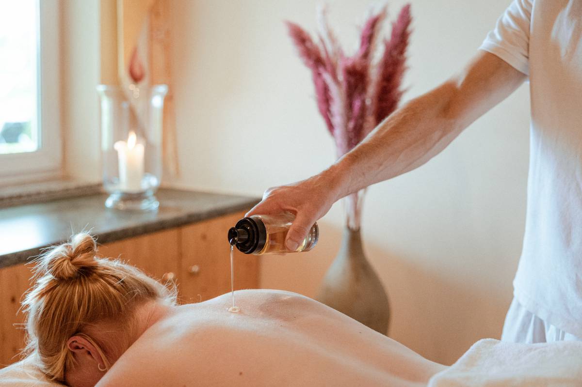 Wellnessanwendung im Wellnesshotel Kastenholz in der Eifel