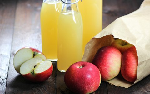 Heilfasten Ernährung Äpfel und Saft